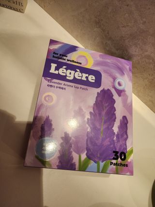 [레제르] 아로마 수액패치 발패치 30매입 -라벤더향/유칼립투스향/대나무향 — 5점을 준 리뷰어가 2022년 11월 올린 사용 사진