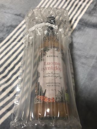 H365 [Kaskein Luomutyrniglögi] 핀란드 전통 무알콜 멀드와인 시벅톤 글로기 — 5점을 준 리뷰어가 2021년 4월 올린 사용 사진