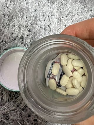 체인미 엘라스틴 콜라겐으로 이뻐진데이 500mg x 30정 — 4점을 준 리뷰어가 2021년 12월 올린 사용 사진