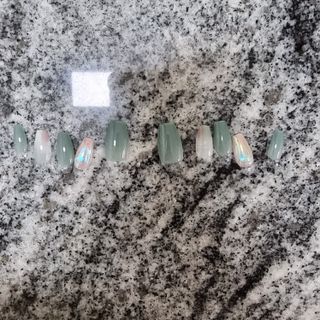 데싱디바 매직프레스 가을매니 코핀 5종 중 택1 — 5점을 준 리뷰어가 2021년 9월 올린 사용 사진
