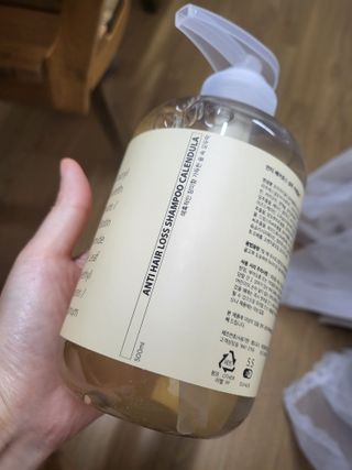 빅그린 안티 헤어로스 탈모 카렌듈라 바이옴 샴푸 500ml (지성두피용) — 4점을 준 리뷰어가 2022년 8월 올린 사용 사진