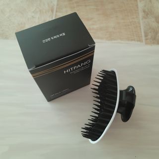 온가족 시원한샴푸 깨끗한두피 샴푸브러쉬 두피스케일링 히트팡블랙에디션 — 5점을 준 리뷰어가 2021년 8월 올린 사용 사진