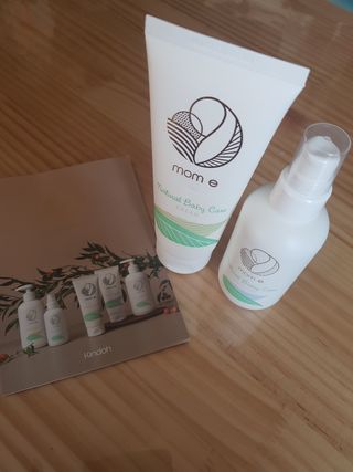 mom e 맘이 내추럴 베이비 케어 크림+바디오일 — 5점을 준 리뷰어가 2021년 2월 올린 사용 사진