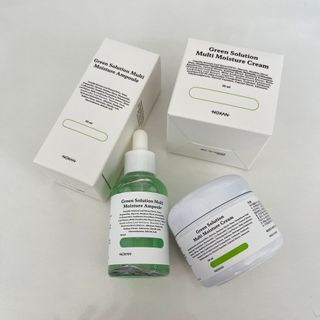 [녹산] 그린 솔루션 멀티 수분 앰플 + 그린 솔루션 멀티 수분크림 — 4점을 준 리뷰어가 2022년 11월 올린 사용 사진