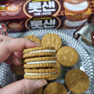 롯데제과 롯샌 카페크런치 — 5점을 준 리뷰어가 2021년 10월 올린 사용 사진