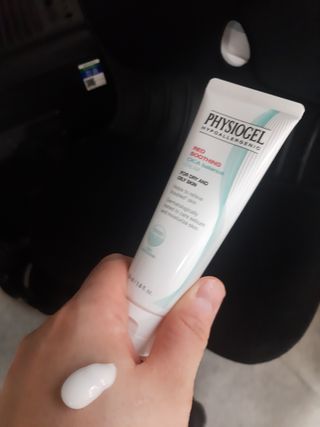 피지오겔 레드수딩 시카밸런스 크림 50ml — 5점을 준 리뷰어가 2022년 4월 올린 사용 사진