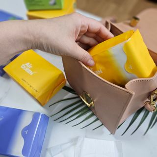 에어퀸 뉴브레스 유기농 생리대 4종 (팬티라이너 20P + 중형 10P + 대형 10P + 오버나이트 8P)_체험단 — 5점을 준 리뷰어가 2024년 6월 올린 사용 사진