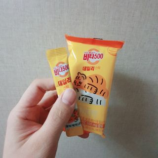 광동제약 [광동] 비타500데일리스틱 70포X2개 + 뚱랑이엽서 + 쇼핑백 증정 — 5점을 준 리뷰어가 2022년 11월 올린 사용 사진