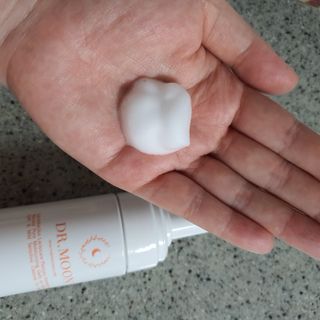 MF프리 [닥터문] 유산균 락토케어 질경초 여성청결제 200ml (폼타입) — 5점을 준 리뷰어가 2022년 7월 올린 사용 사진