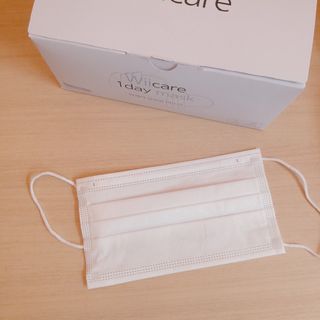 위케어 원데이 덴탈마스크 50매 화이트 대형 국내생산 — 5점을 준 리뷰어가 2021년 2월 올린 사용 사진