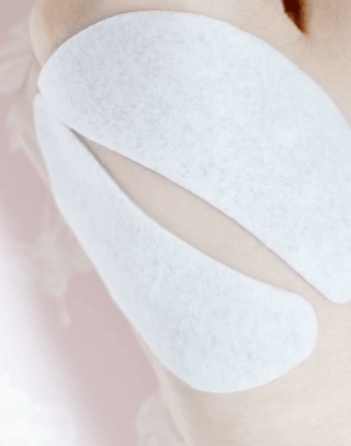 건강누리인터내셔날 레아라 다이아포스 슬리핑 아이패치 골드 & 물광 아이패치 [14회분/총 28매] — 5점을 준 리뷰어가 2022년 7월 올린 사용 사진