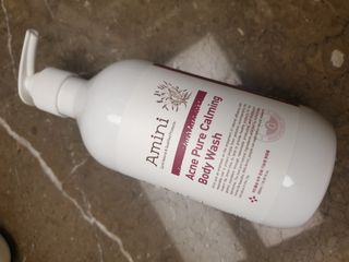 아미니 아크네 퓨어카밍 바디워시 500ml — 5점을 준 리뷰어가 2021년 7월 올린 사용 사진