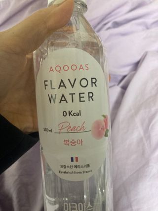 아쿠아스 플레이버워터 ★[아쿠아스] 제로칼로리 플레이버워터 복숭아/청포도 1BOX 20개입 — 5점을 준 리뷰어가 2021년 4월 올린 사용 사진