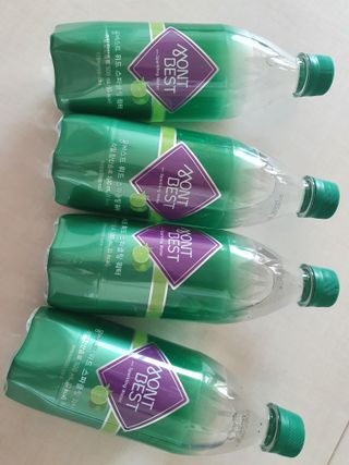 몽베스트 Montbest with Sparkling water Lime20병 — 5점을 준 리뷰어가 2021년 11월 올린 사용 사진