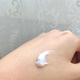 플레라디 에델바이스 인리치드 머랭 크림 — 4점을 준 리뷰어가 2021년 6월 올린 사용 사진