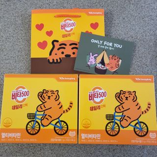 광동제약 [광동] 비타500데일리스틱 70포X2개 + 뚱랑이엽서 + 쇼핑백 증정 — 5점을 준 리뷰어가 2022년 10월 올린 사용 사진