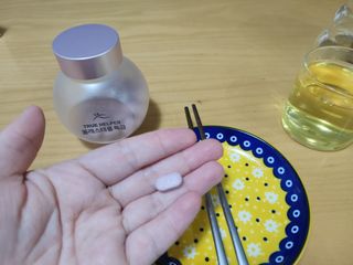 트루헬퍼 콜레스테롤 특급 낮추는 개선 영양제 1박스 2개월 — 5점을 준 리뷰어가 2023년 1월 올린 사용 사진