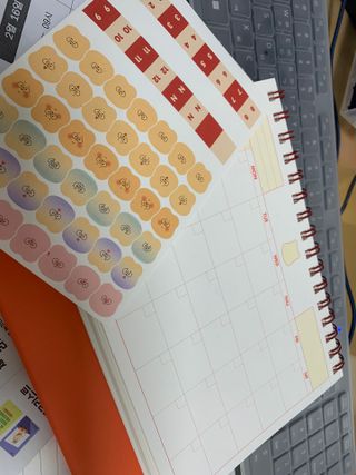 리훈 곰부 세우는 체크리스트 위클리 탁상 플래너 주간 일주일 계획표 — 4.5점을 준 리뷰어가 2023년 2월 올린 사용 사진