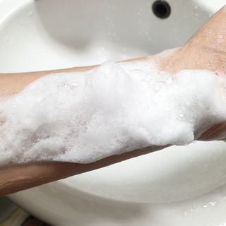 블랙페블 남성청결제 올인원 바디워시 클린 웨이브 — 5점을 준 리뷰어가 2021년 5월 올린 사용 사진