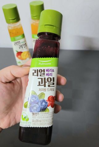 [풀무원] 리얼 과일  저지방 드레싱 240g 3종 — 5점을 준 리뷰어가 2021년 2월 올린 사용 사진