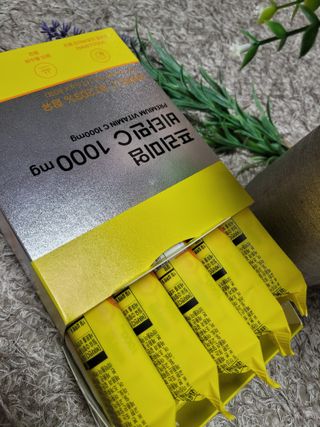 서울약사신협 프리미엄 비타민C 1,000mg_2.5g x 50포 — 5점을 준 리뷰어가 2021년 9월 올린 사용 사진