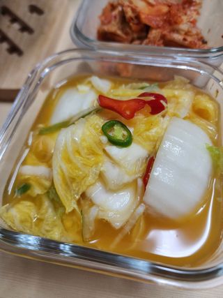 셰프애찬 단호박 백김치 1kg — 5점을 준 리뷰어가 2022년 10월 올린 사용 사진