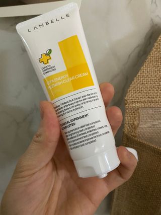 랑벨 비타 에너지 잡티 크림 75ml (피부 속 기미완화크림) — 5점을 준 리뷰어가 2022년 5월 올린 사용 사진