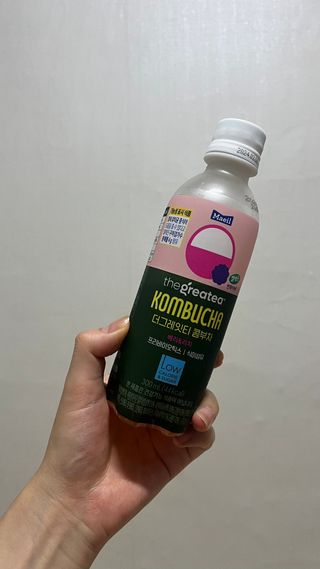 더그레잇티 콤부차 [매일유업] 더그레잇티 44kcal 콤부차 300ml *12개입 (오리지널 6개+베리리치 6개) — 5점을 준 리뷰어가 2023년 8월 올린 사용 사진