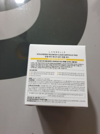 랑벨 비타 에너지 잡티 앰플 패드 65매 (투명하고 밝은 얼굴 광채패드) — 5점을 준 리뷰어가 2022년 5월 올린 사용 사진