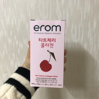 이롬 erom 타트체리 콜라겐 — 4점을 준 리뷰어가 2021년 3월 올린 사용 사진