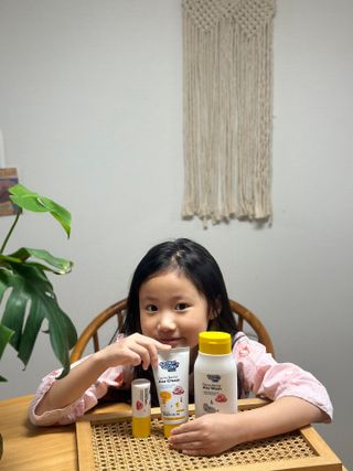포멀비 키즈 더마베리어 아토 세트(크림 120ml+워시 300ml+스틱밤 18g) — 5점을 준 리뷰어가 2023년 11월 올린 사용 사진