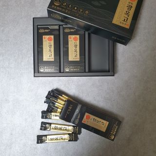 [광동제약] 광동 광옥고 홍삼 본 30포+쇼핑백 증정 — 5점을 준 리뷰어가 2021년 11월 올린 사용 사진