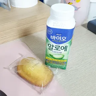 LIVE 매일바이오 알로에 드링킹 요거트 — 3점을 준 리뷰어가 2022년 4월 올린 사용 사진