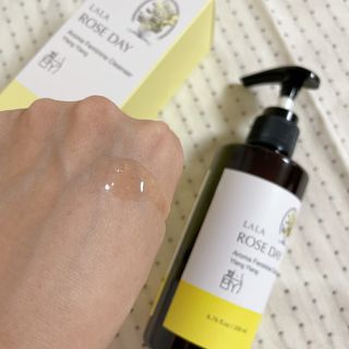라라로즈데이 시즌2 여성청결제 200ml 아로마 페미민 클렌저, 독일더마인증 — 5점을 준 리뷰어가 2021년 9월 올린 사용 사진