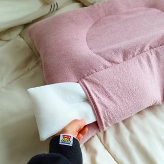 브랜드K 플래그십스토어 [브랜드K X 가온힐 코튼샤워]편백 인서트 베개, 편백파우치, 높이조절 솜파우치 — 5점을 준 리뷰어가 2022년 1월 올린 사용 사진
