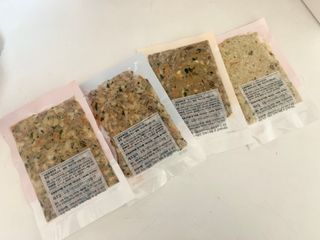 씽크라이크펫 강아지 화식 (50g 소/닭/오리/양 1팩씩 4팩) — 5점을 준 리뷰어가 2023년 1월 올린 사용 사진
