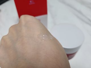 레드투래드 센서티브 슈퍼 크림 50ml — 5점을 준 리뷰어가 2021년 8월 올린 사용 사진