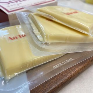 앙투어솔레 아일랜드 구워먹는 치즈 100 자연 치즈 와인안주 300g(100g x 3팩) — 5점을 준 리뷰어가 2022년 10월 올린 사용 사진
