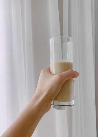이롬 erom 황성주박사의 국산콩 두유 검은콩 고칼슘 — 5점을 준 리뷰어가 2020년 12월 올린 사용 사진