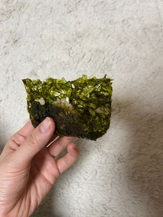 [해림맛김] 들기름에 구운 바삭바삭 김 4종 세트 + 1종 랜덤발송 총5개입 — 5점을 준 리뷰어가 2021년 2월 올린 사용 사진