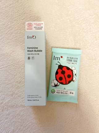 아임오 페미닌워시 150ML + 페미닌티슈6입 + 아임오스티커 + 쿠폰북 — 4점을 준 리뷰어가 2021년 10월 올린 사용 사진