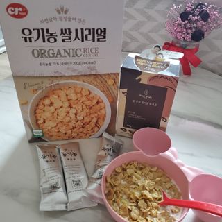 씨알푸드 유기농 쌀 시리얼 390g + 갓 구운 유기농 발아통곡물 150g — 5점을 준 리뷰어가 2021년 12월 올린 사용 사진