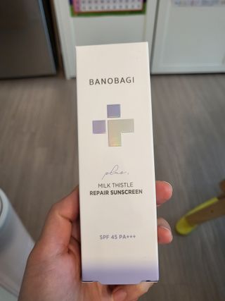바노바기 코스메틱 바노바기 밀크씨슬 리페어 시카 선스크린 플러스 50ml — 4.5점을 준 리뷰어가 2023년 2월 올린 사용 사진