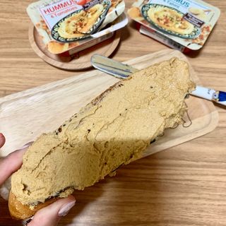 [유픽]간편하게 즐기는 고단백 상온보관 후무스 2종, 총 4개 토마토맛/타히니맛[올리브맛 제외] — 5점을 준 리뷰어가 2021년 2월 올린 사용 사진