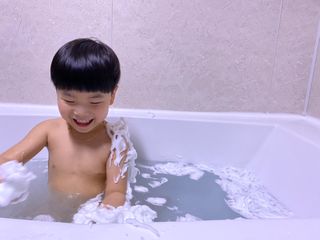 여우두마리 아기 버블클렌저 버블폼 거품놀이 유아바디워시 배쓰밤 입욕제 — 4점을 준 리뷰어가 2021년 2월 올린 사용 사진