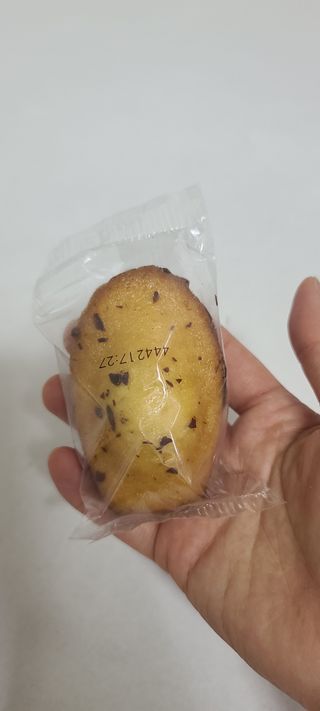 [메종콜리브리] 프랑스 마들렌 메종콜리브리 초콜릿 마들렌 2팩 — 5점을 준 리뷰어가 2022년 2월 올린 사용 사진