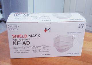 [엠메이데이] 엠쉴드 마스크KF-AD 화이트 50EA — 5점을 준 리뷰어가 2022년 2월 올린 사용 사진
