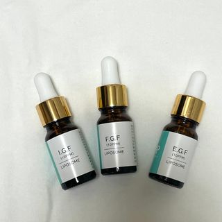 랑팡 EGF+FGF+IGF10ppm 리포좀 앰플 원액 10ml — 5점을 준 리뷰어가 2021년 10월 올린 사용 사진