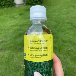 더그레잇티 콤부차 [매일유업] 더그레잇티 44kcal 콤부차 300ml *12개입 (오리지널 6개+베리리치 6개) — 5점을 준 리뷰어가 2023년 7월 올린 사용 사진