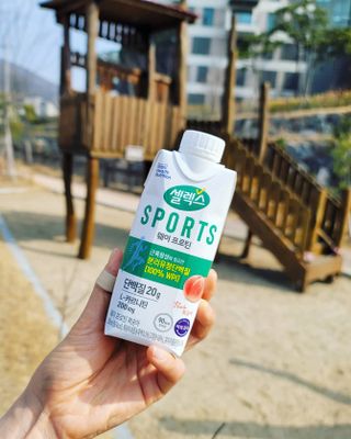 셀렉스스포츠 셀렉스 스포츠 웨이 프로틴 복숭아_ 330ml x 12팩 — 5점을 준 리뷰어가 2021년 3월 올린 사용 사진